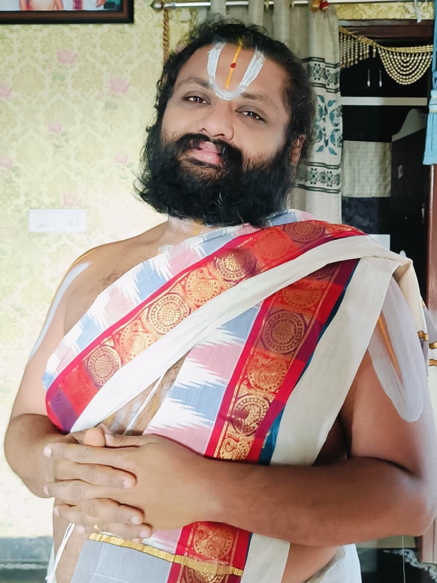 Purohit Profile Photo